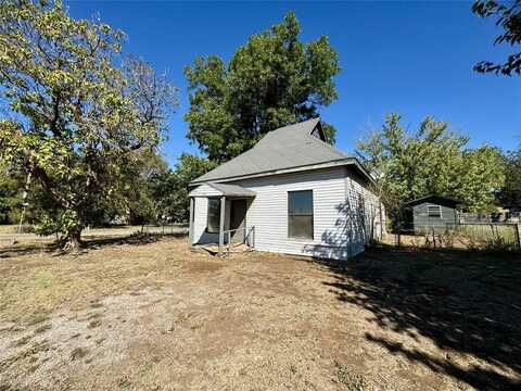 504 E Cleveland Street, Mangum, OK 73554