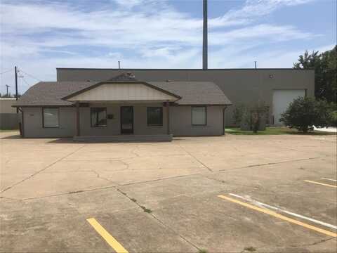 120 SW 4th Street, Moore, OK 73160