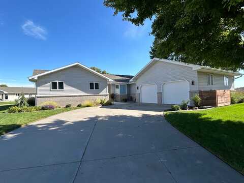 1825 E Condon Ave., Aurora, NE 68818