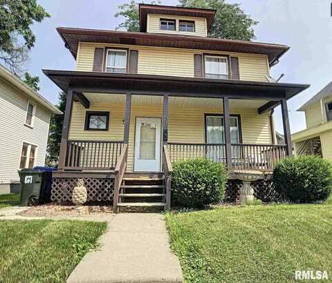 510 E RUSHOLME Street, Davenport, IA 52803