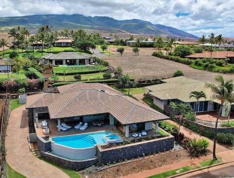 27 Kaulele Pl, Lahaina, HI 96761