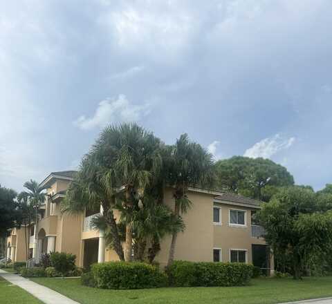 8030 Carnoustie Place, Port Saint Lucie, FL 34986