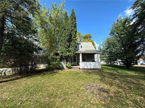 5611 1st Avenue S, Kettle River, MN 55757