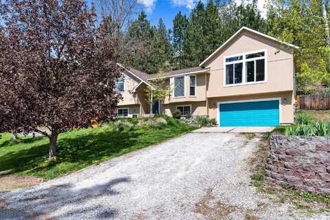 113 E Wynot Dr, Nine Mile Falls, WA 99026