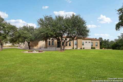 869 Private Road 1712, Mico, TX 78056