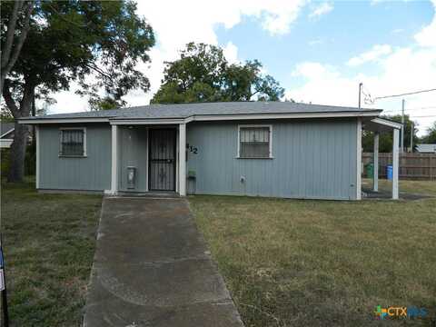 412 E Walnut Street, Seguin, TX 78155