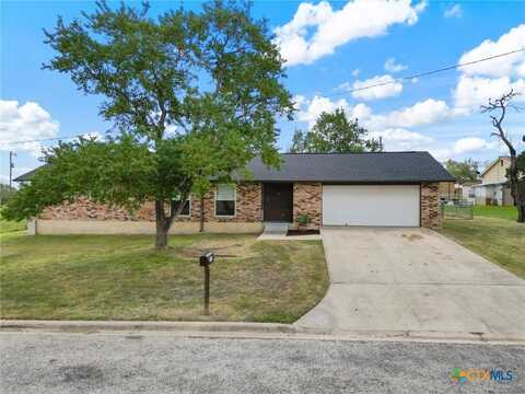 145 Lago Vista, Luling, TX 78648