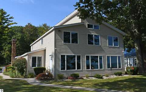 2011 Douglas Drive, Tawas City, MI 48763