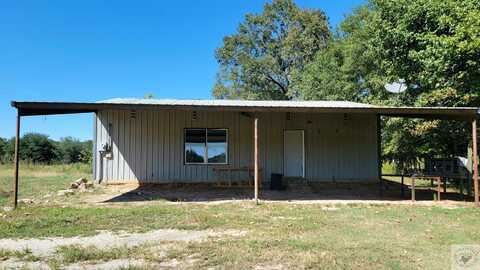 425 County Road 4325, Avery, TX 75554