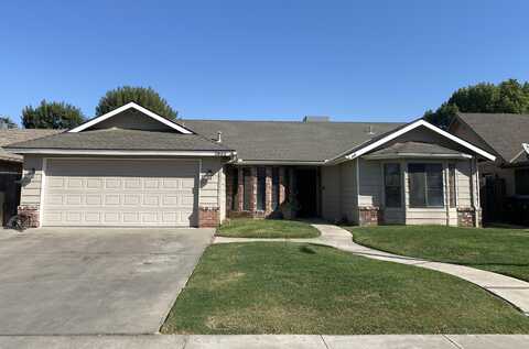 2832 W Hemlock Court, Visalia, CA 93277