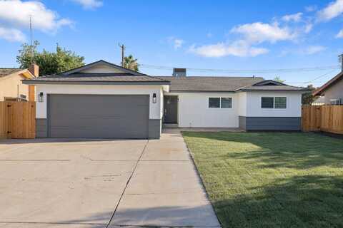 1005 W Princeton Avenue, Visalia, CA 93277