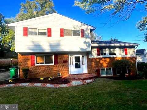 7424 DOMINION DRIVE, OXON HILL, MD 20745