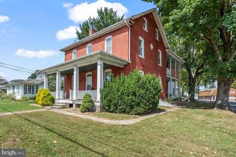 1863 E LINCOLN HIGHWAY, LANCASTER, PA 17602