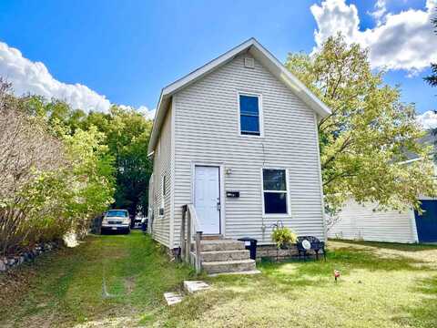 512 Roycroft, Kingsford, MI 49802