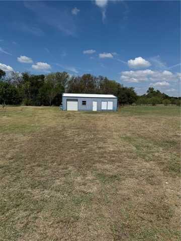 480 Tom McCartney Lane, Gholson, TX 76705