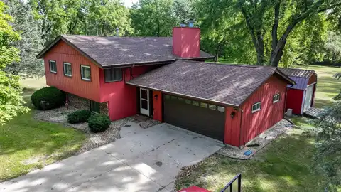 7650 Finchford Road, Janesville, IA 50647