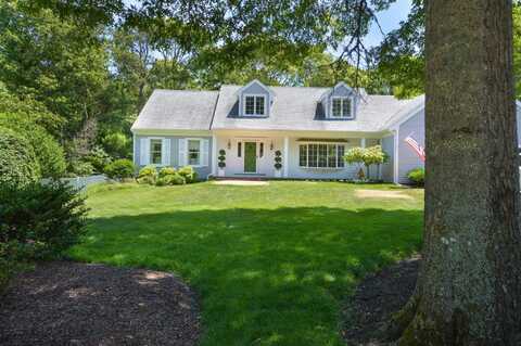 53 Hyde Park, Centerville, MA 02632