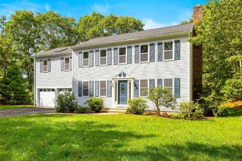 19 Captains Row, Mashpee, MA 02649