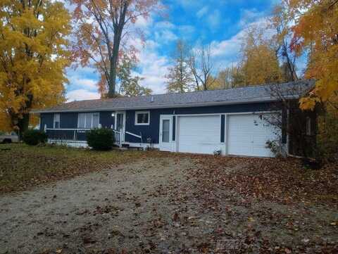 2144 S M-18, Gladwin, MI 48624