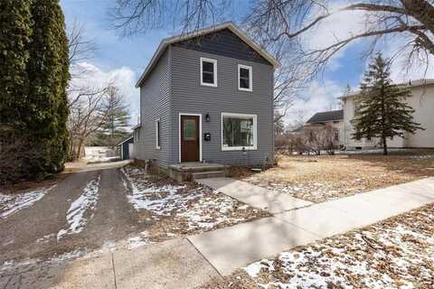 410 2nd Avenue NW, Mount Vernon, IA 52314