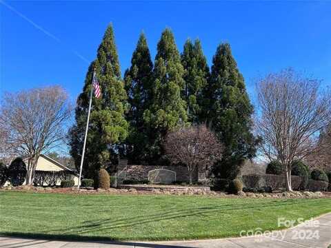 207 Henrys Glen Drive, Morganton, NC 28655