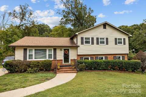 725 Pineborough Road, Charlotte, NC 28212