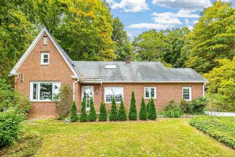 522 Torrington Road, Litchfield, CT 06759