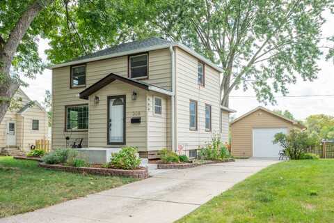 308 Hillside Avenue, West Des Moines, IA 50265