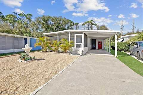 221 Shrub Lane N, North Fort Myers, FL 33917