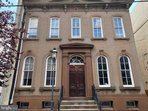 318 BAINBRIDGE STREET, PHILADELPHIA, PA 19147