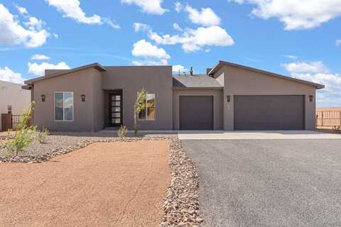 517 2ND Street NE, Rio Rancho, NM 87124