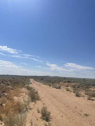 --- 8TH Street SW, Rio Rancho, NM 87124
