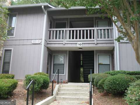 3982 Woodridge, Tucker, GA 30084