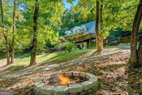 661 Navaho, Ellijay, GA 30540