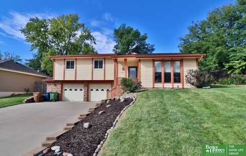 7504 S 47th Street, Omaha, NE 68157