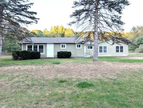 12965 17 Mile Road NE, Gowen, MI 49326