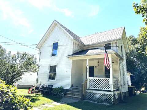 506 Wood Street, Stockbridge, MI 49285