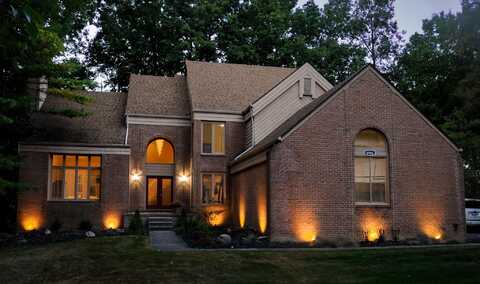 6988 Lakemont Circle Circle, West Bloomfield, MI 48323