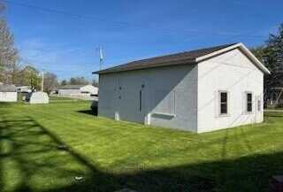 208 S Hudson Street SE, Lowell, MI 49331