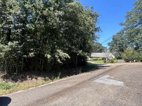 28 Village Park Dr., Laurel, MS 39443