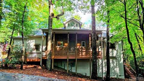 6 Claws Foot Court, Sapphire, NC 28774