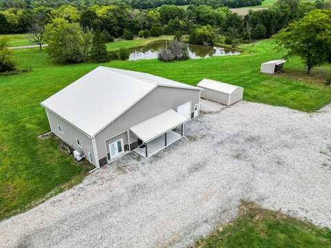 2952 NE Hedge Road, Maysville, MO 64469