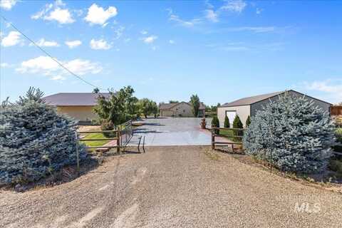 26561 Harvey Rd, Caldwell, ID 83607