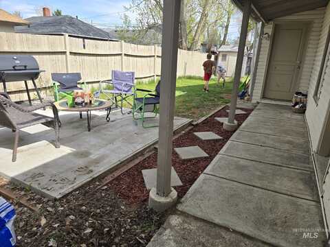 727 W Whitman Street, Pocatello, ID 83204