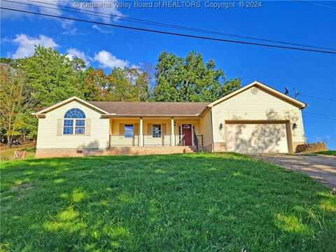 81 Spooner Street, Nitro, WV 25143