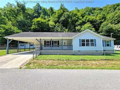 632 Accoville Hollow Road, Accoville, WV 25635