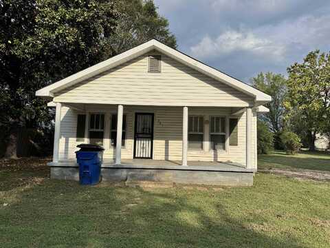 205 FAIRGROUND, Savannah, TN 38372