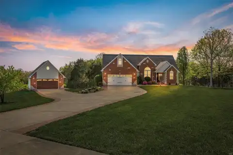 301 Woodsorrel Drive, Hillsboro, MO 63050