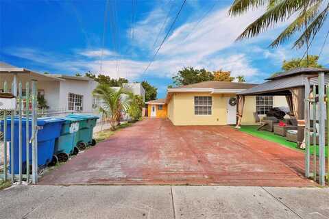 1251 NW 27th St, Miami, FL 33142