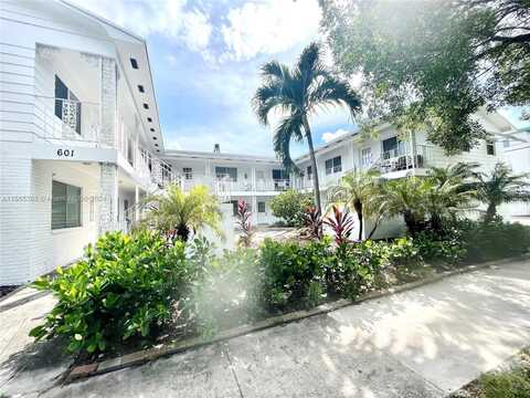 601 S 19th Ave, Hollywood, FL 33020